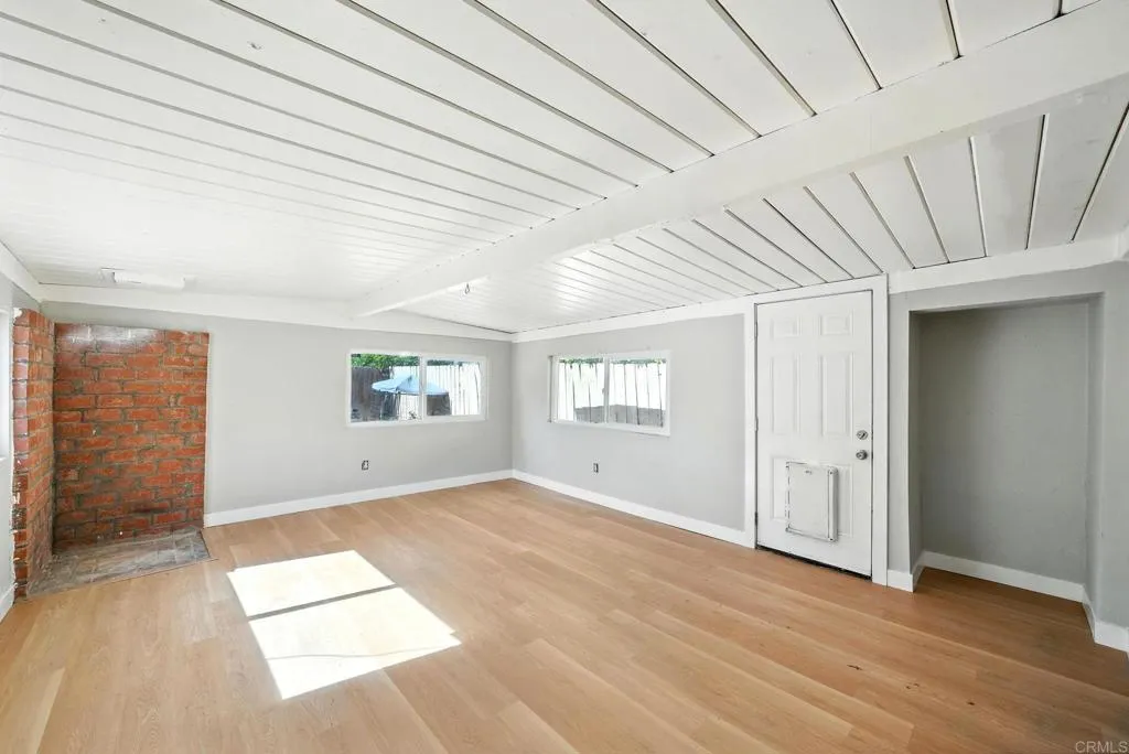 https://cdn.realtyfeed.com/cdn/127/306486962/86fc694d3024e28bb1197c96caae6cd8.webp