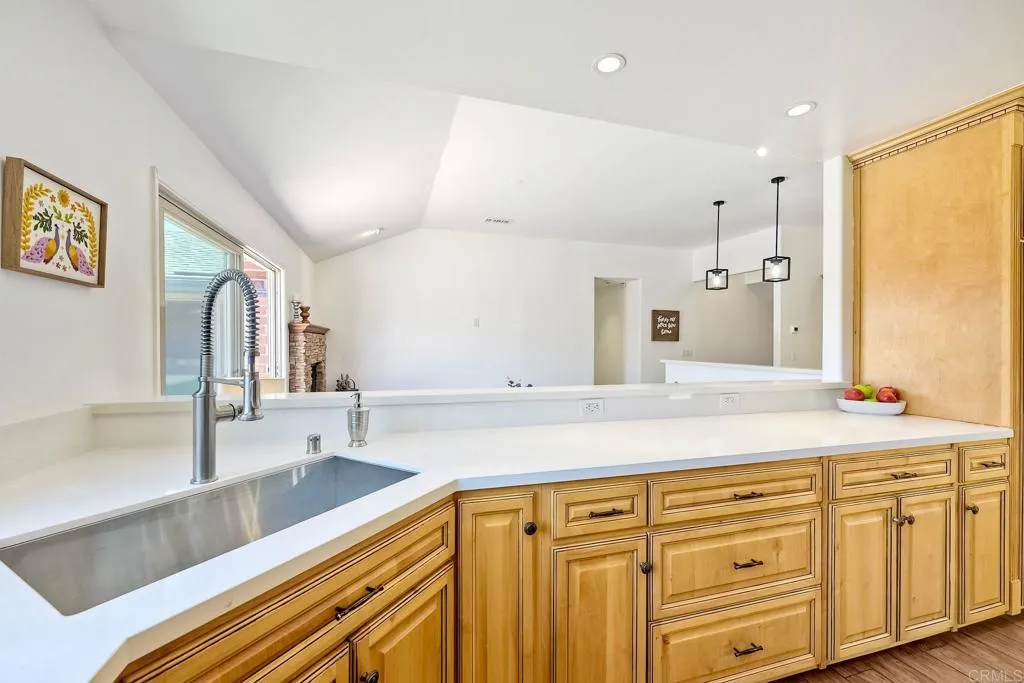 https://cdn.realtyfeed.com/cdn/127/306487152/7d1be26f010dbfb33feb5e1d5de7d59f.webp