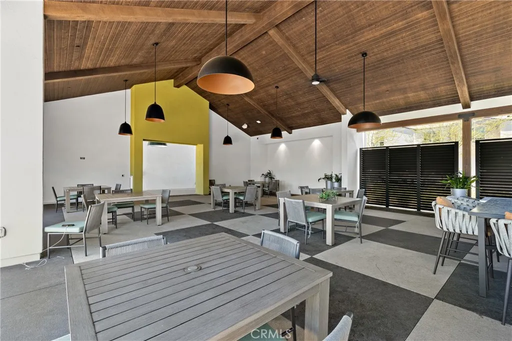 https://cdn.realtyfeed.com/cdn/127/306487157/5490910778a4f42217f337653160249e.webp