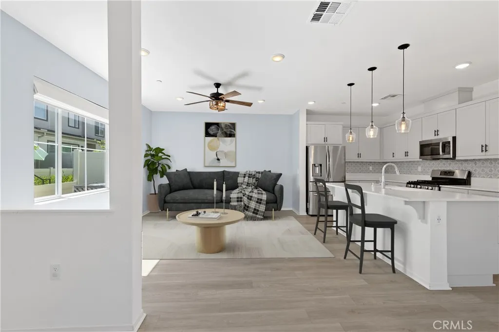 https://cdn.realtyfeed.com/cdn/127/306487157/5e0eede8b14ddd6b1fb56c939dd81a81.webp