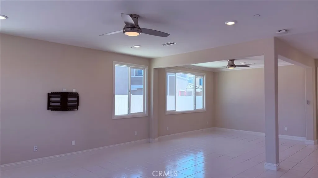 https://cdn.realtyfeed.com/cdn/127/306487173/8a1b51aba5b65285054a29c5e699a51f.webp