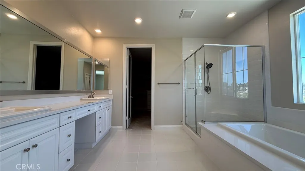 https://cdn.realtyfeed.com/cdn/127/306487173/ae1aa4d133dd44d3b52cdde1ab8aaab2.webp