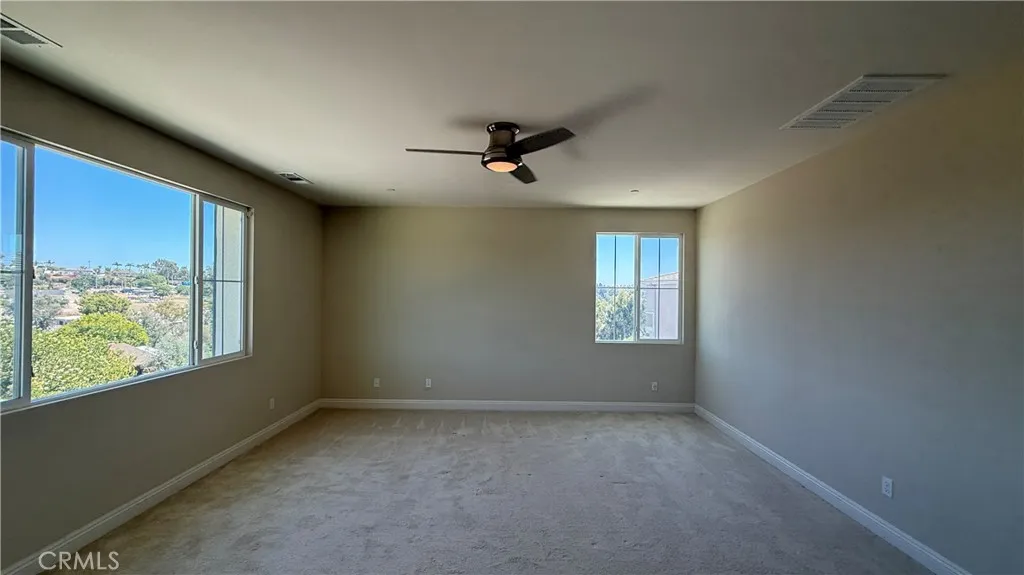 https://cdn.realtyfeed.com/cdn/127/306487173/cc1d524b97d5ce4b6be25830ab5af084.webp