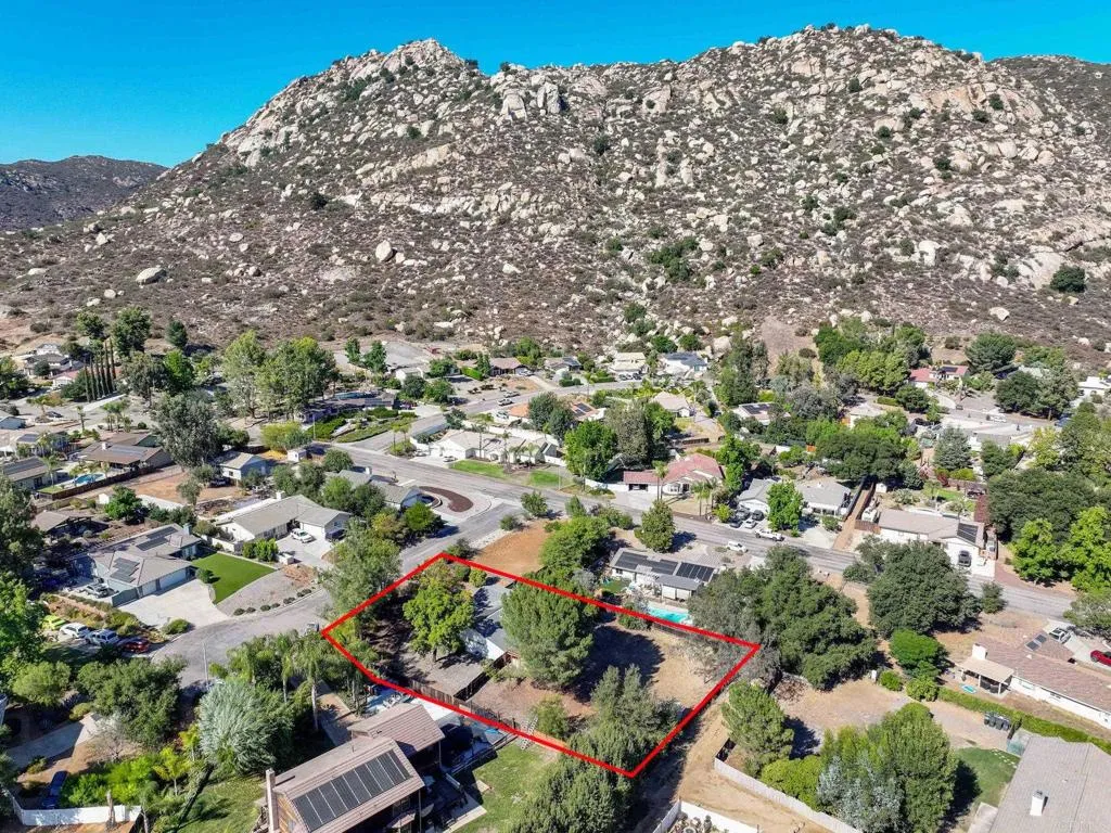 https://cdn.realtyfeed.com/cdn/127/306487230/224118c637fa9af9235581f01eead87a.webp
