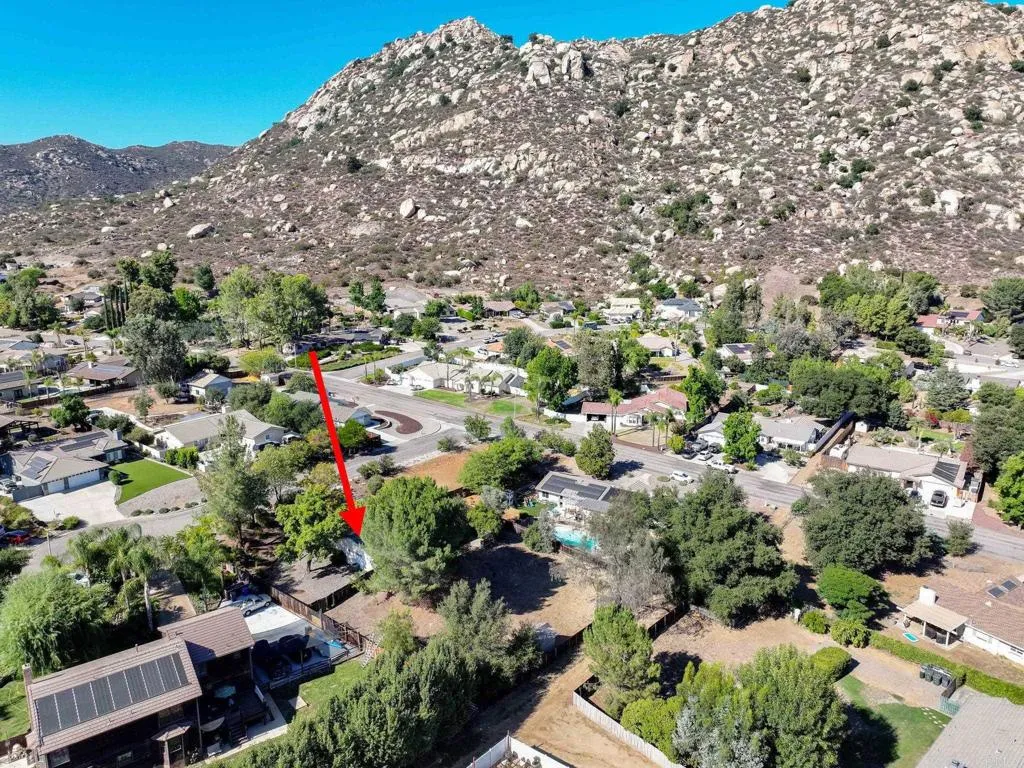 https://cdn.realtyfeed.com/cdn/127/306487230/55461a9bde284155220cf8e9355f4b87.webp