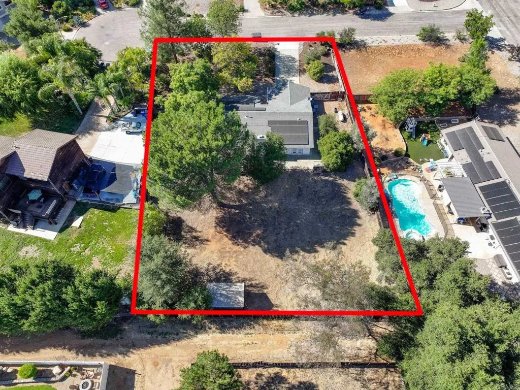 https://cdn.realtyfeed.com/cdn/127/306487230/c9bab758e26bdcf2bc8581935e245a9f.webp