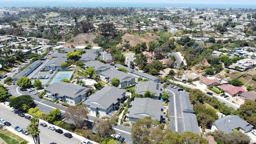 https://cdn.realtyfeed.com/cdn/127/306487233/2de2e8a060a77ef2e16feb7dbe176195.webp