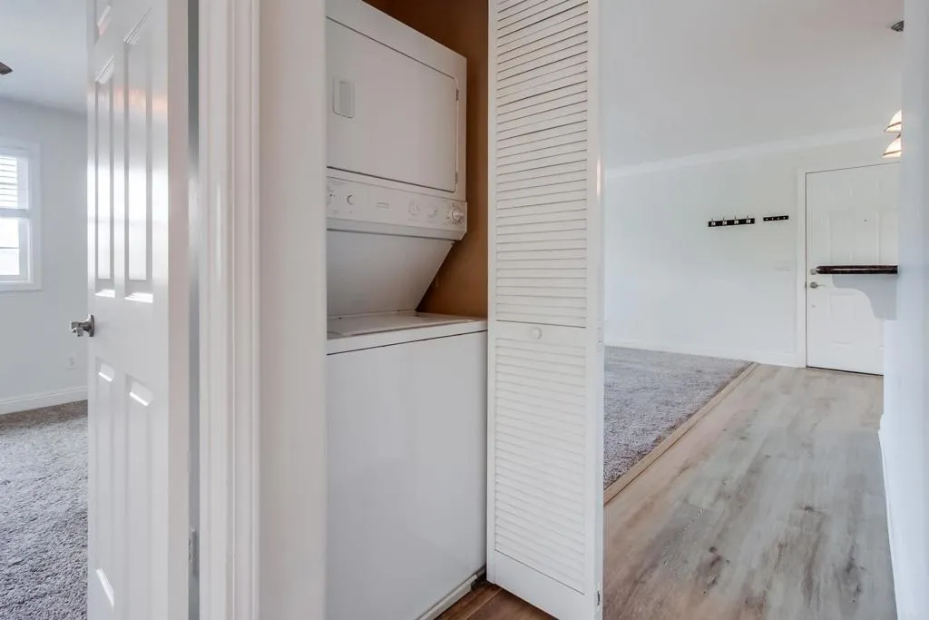 https://cdn.realtyfeed.com/cdn/127/306487233/f69e9d19e2db9717ef48b9852505707e.webp