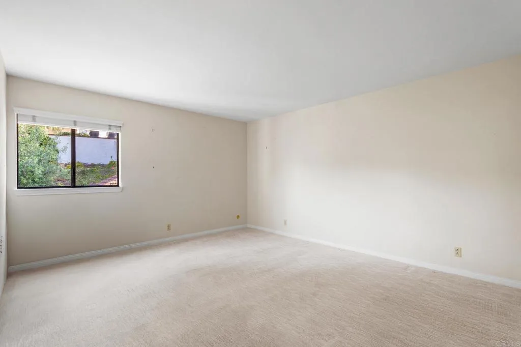 https://cdn.realtyfeed.com/cdn/127/306487328/194571b4f7c5aa38891319189c51b25d.webp