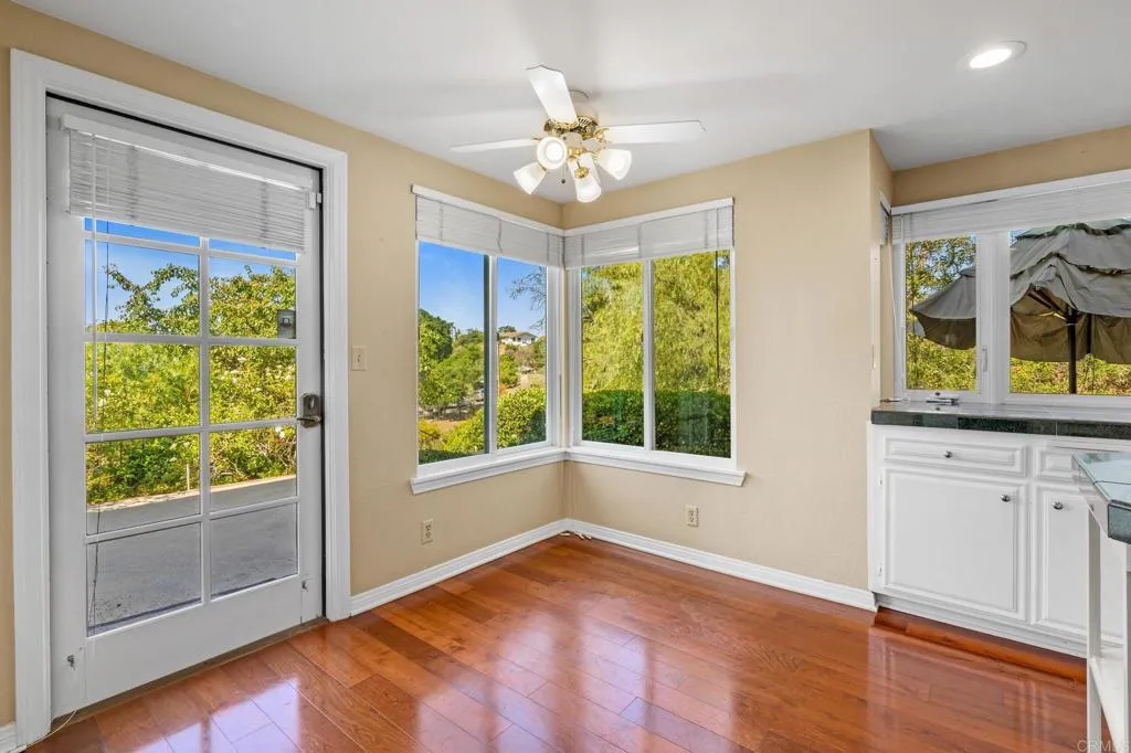 https://cdn.realtyfeed.com/cdn/127/306487328/6b3fdd1302239b1042e16762aeedfe52.webp
