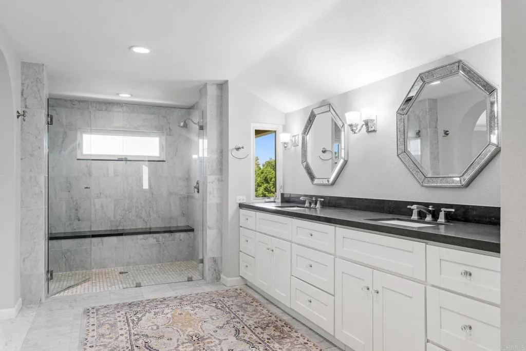 https://cdn.realtyfeed.com/cdn/127/306487328/e56e409826d97a7339390d2a7501e5f5.webp