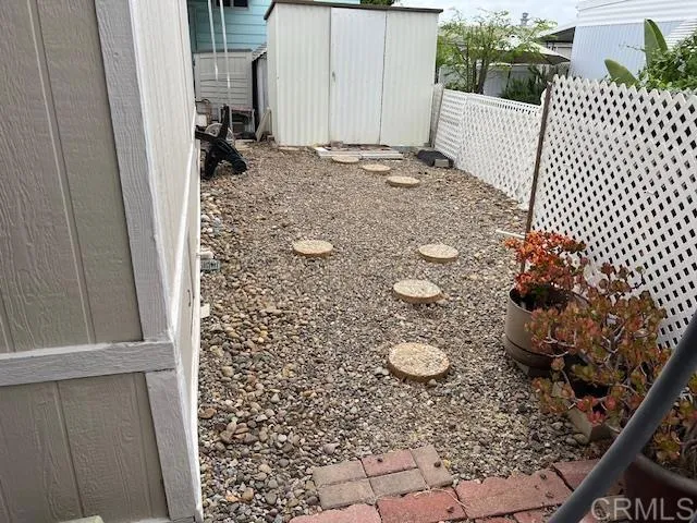 https://cdn.realtyfeed.com/cdn/127/306487472/1d8c731e52a6ac39dc61284ca1b7afb4.webp