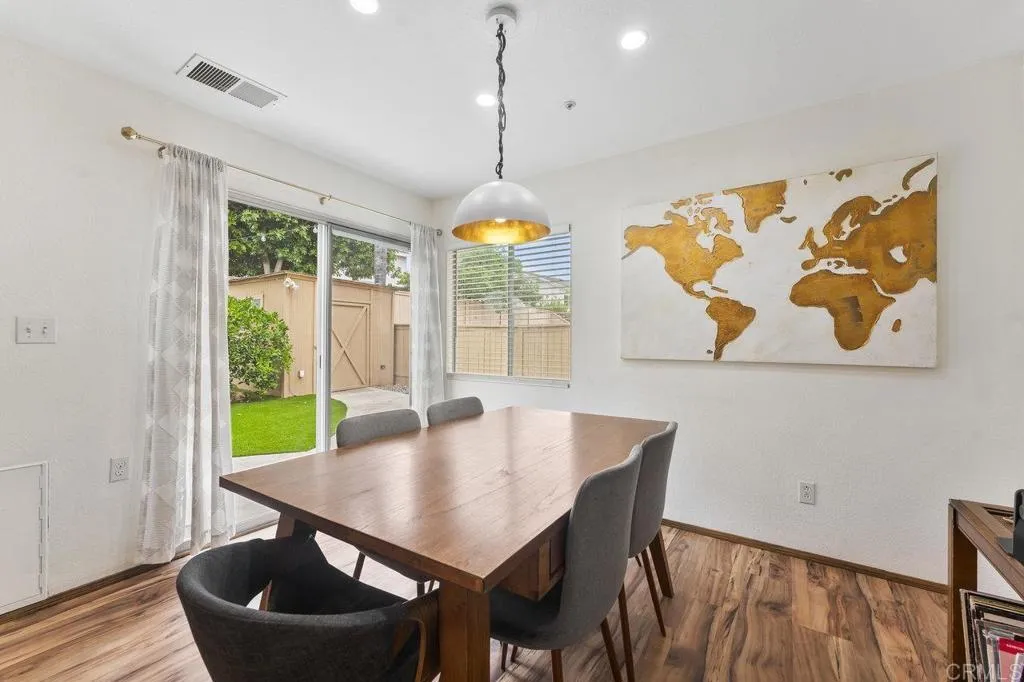 https://cdn.realtyfeed.com/cdn/127/306487519/f6e3548431d4fff21ea5bef7d83103f0.webp