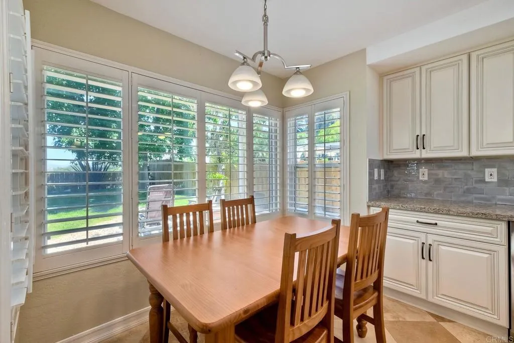 https://cdn.realtyfeed.com/cdn/127/306487625/9ce941b9b76287ad5ef7aec9ee4cb62b.webp