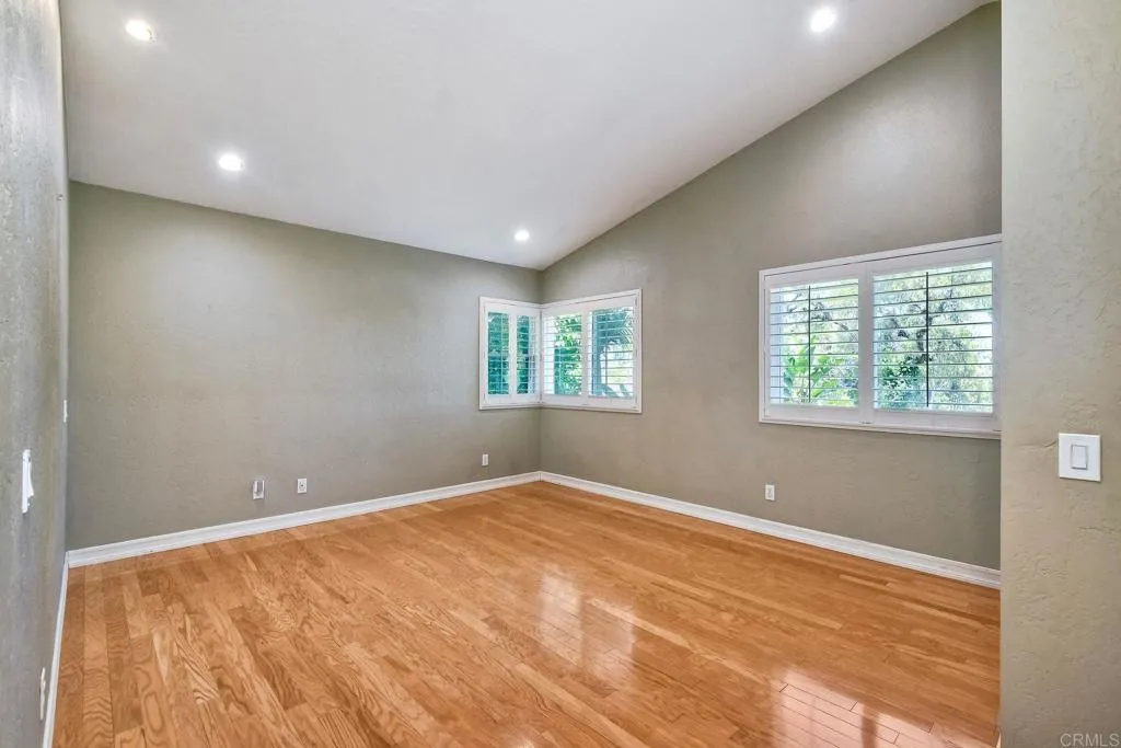 https://cdn.realtyfeed.com/cdn/127/306487625/b65ace08d107f2eef1fb70eaa83feb6d.webp