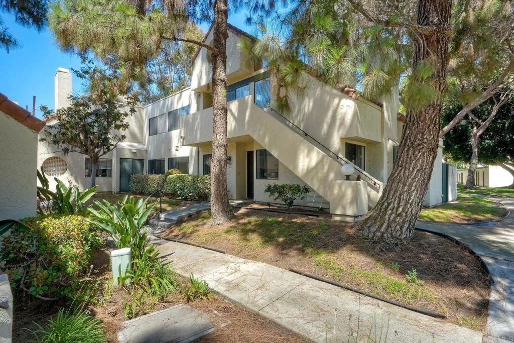 https://cdn.realtyfeed.com/cdn/127/306487733/303526fede41dce1ba842b13b46999a8.webp