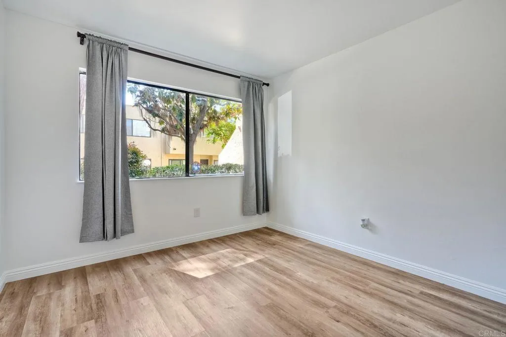 https://cdn.realtyfeed.com/cdn/127/306487733/fee6d0392ea24e51d077f2b15387e19e.webp