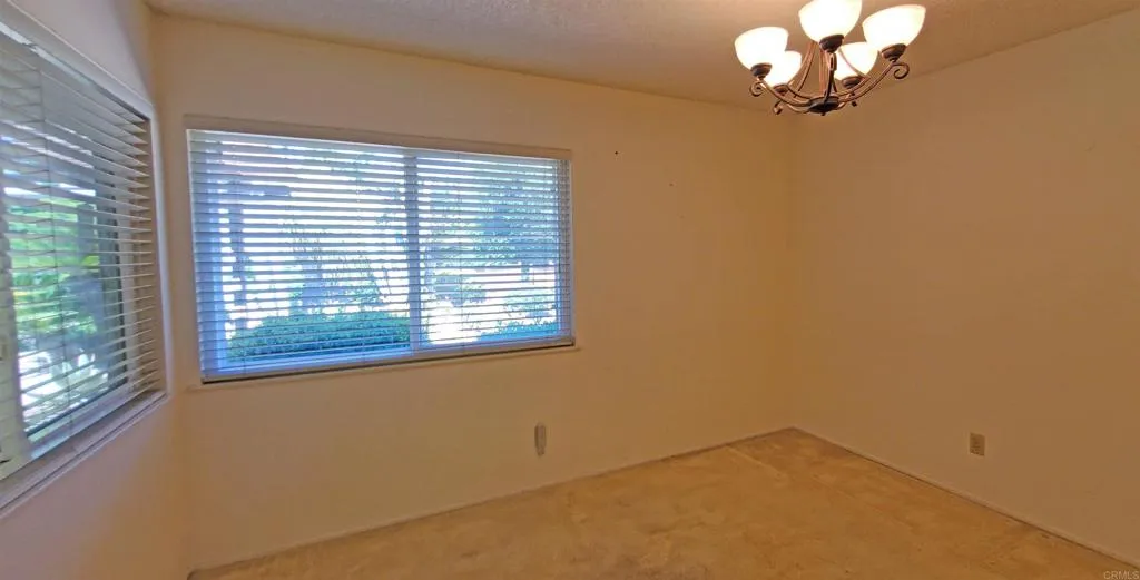 https://cdn.realtyfeed.com/cdn/127/306487780/1cc8aa3a18165d360ffb22b31449f683.webp