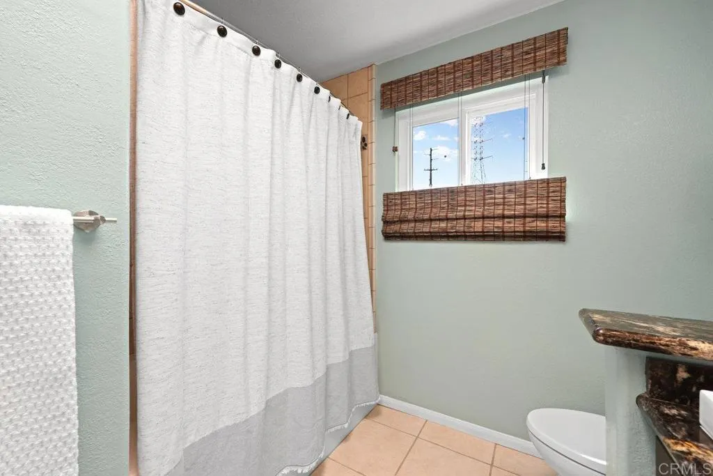 https://cdn.realtyfeed.com/cdn/127/306487797/a2d85d2a0e794e04b48953fe1f77ae49.webp