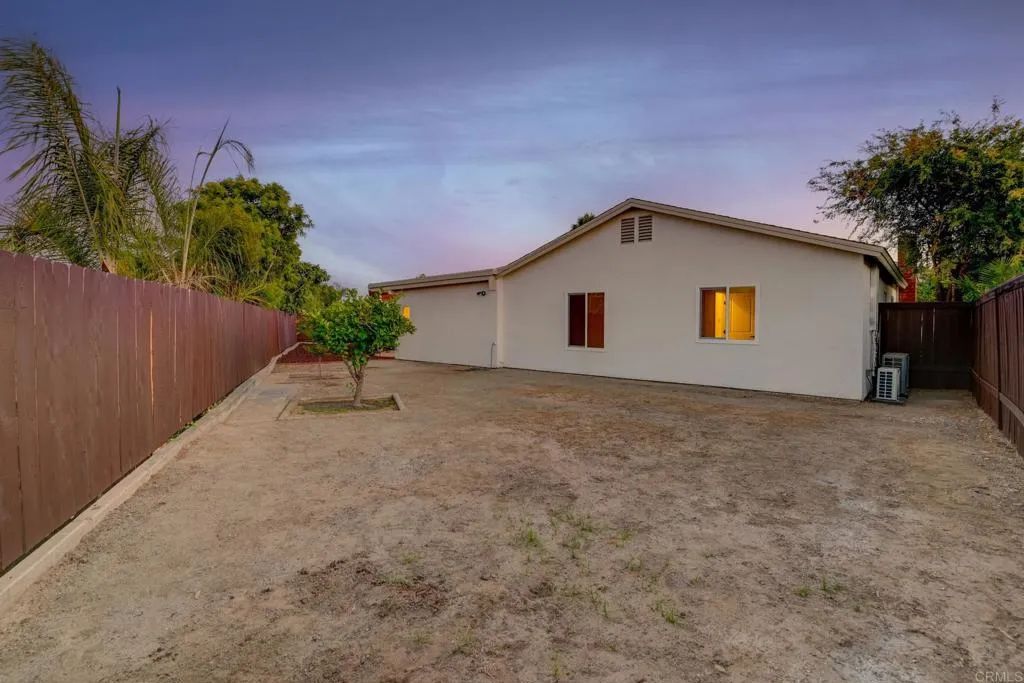 https://cdn.realtyfeed.com/cdn/127/306487900/ef5935b934fa5f0544eb94a397bfb5e4.webp