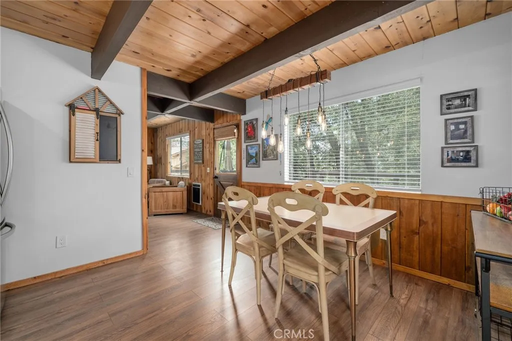 26530 Crestview Drive, Idyllwild, CA 92549 - Photo 5 of 38, Idyllwild, CA