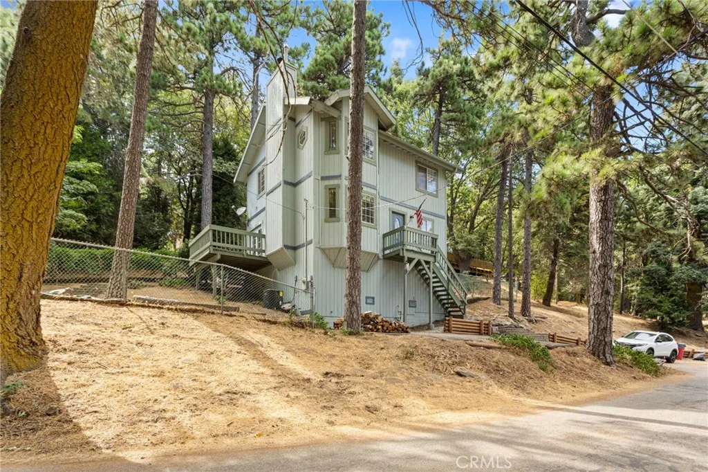 419 Hartman Circle, Cedarpines Park, CA 92322 - Photo 3 of 30, Cedarpines Park, CA