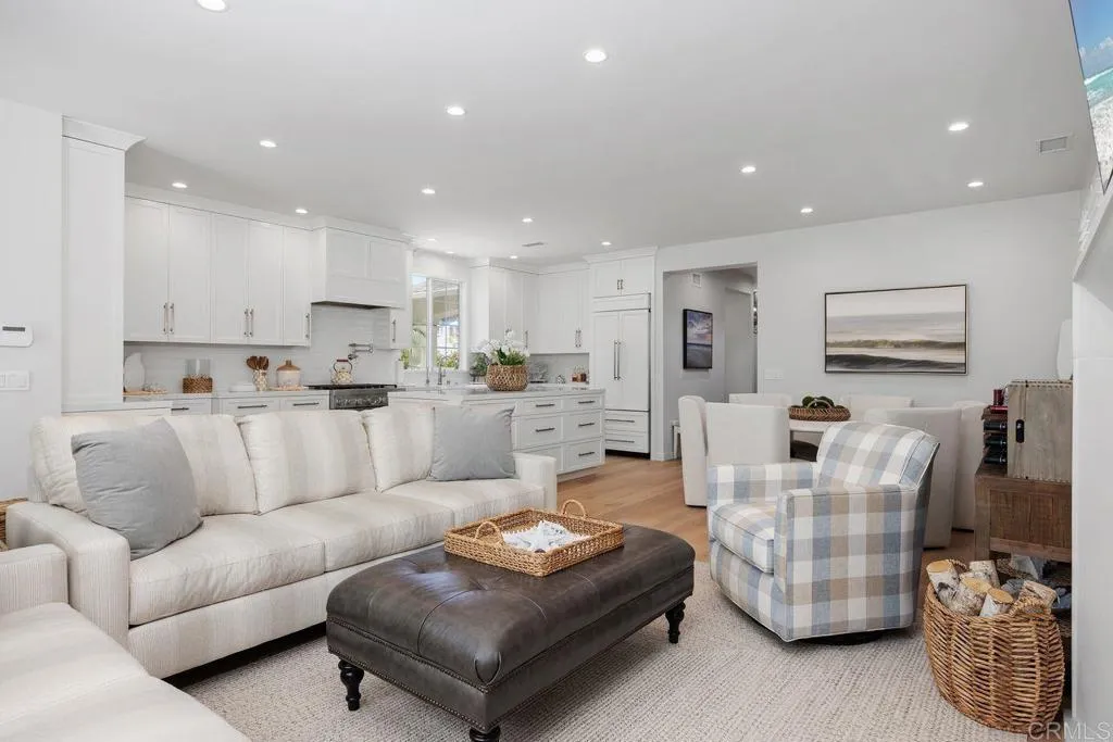 https://cdn.realtyfeed.com/cdn/127/306488115/36201fa18227e50ff4fb5f390dfa295c.webp