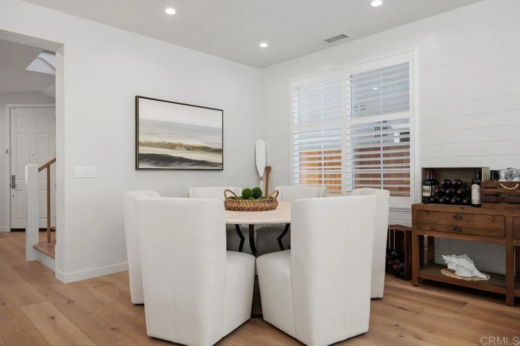 https://cdn.realtyfeed.com/cdn/127/306488115/ab5d98593cd75603f4e6c266665d3d1c.webp