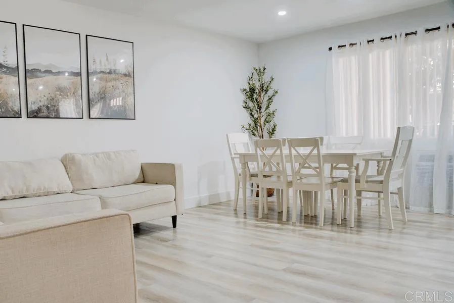 Photo #5: PTP2505154 Listing 