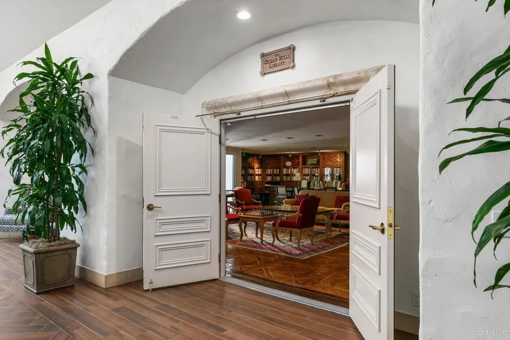 https://cdn.realtyfeed.com/cdn/127/306488203/3cb9011a513679832ff270f91d9f43d7.webp