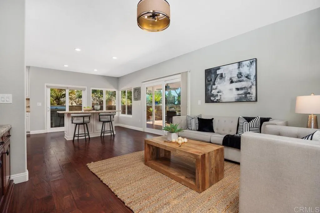 https://cdn.realtyfeed.com/cdn/127/306488203/72a7de40262ff52ee41479001f2f5ce5.webp