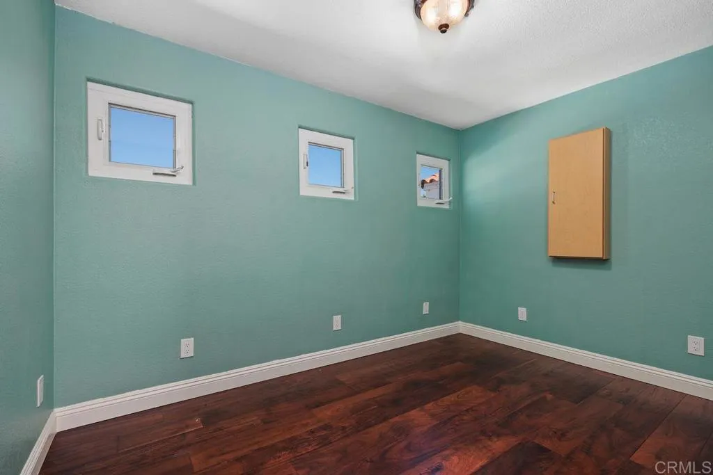 https://cdn.realtyfeed.com/cdn/127/306488203/8684c379e7a623ea4c2c7e040618489b.webp