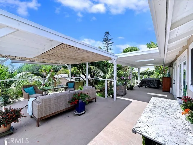 https://cdn.realtyfeed.com/cdn/127/306488233/6211b1f86370685fd12d02141eb92cf8.webp