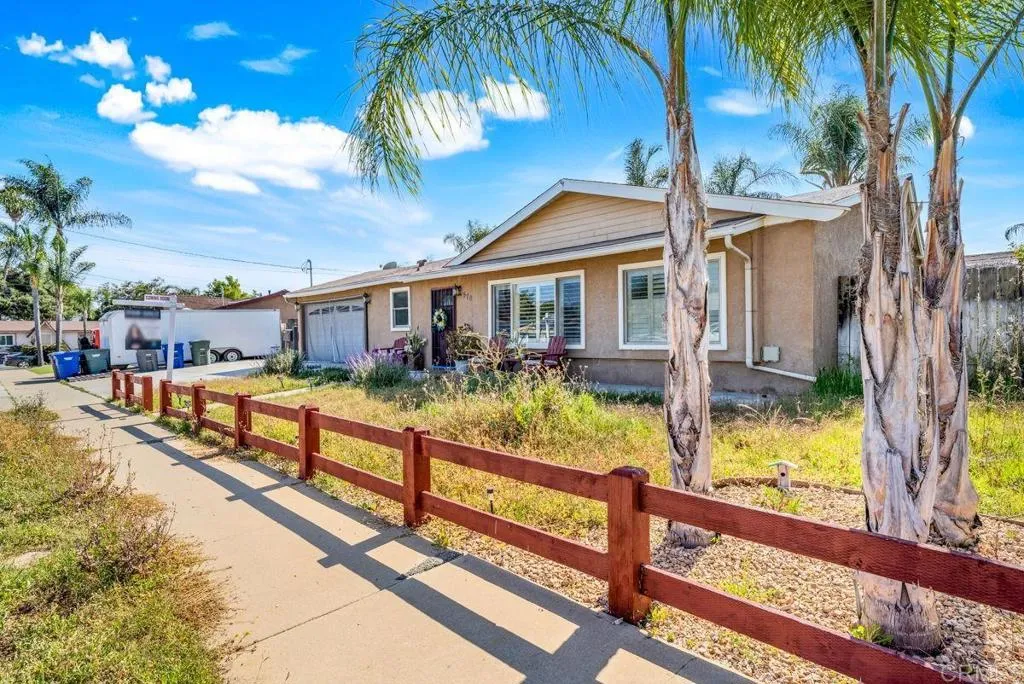 https://cdn.realtyfeed.com/cdn/127/306488296/7854a0d46b40529f00642864f9a11518.webp