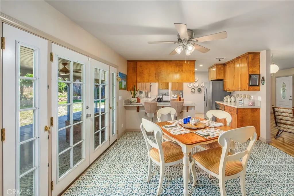 384 Sandalwood Drive, Calimesa, CA 92320 - Photo 3 of 40, Calimesa, CA