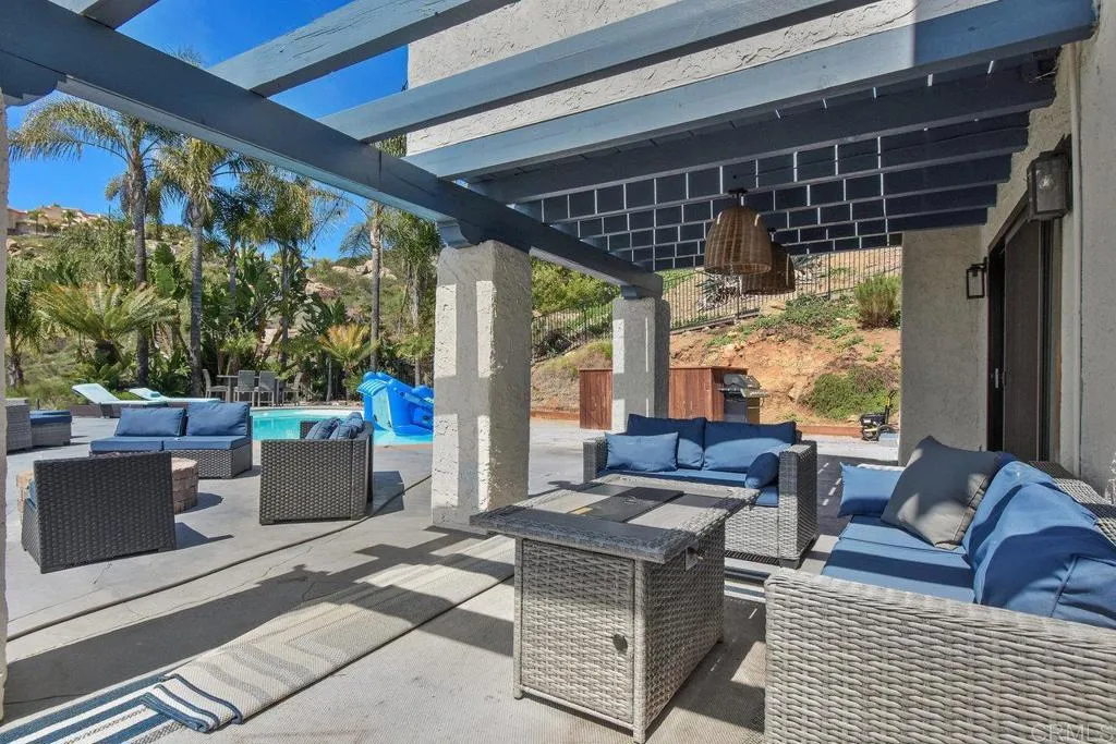 https://cdn.realtyfeed.com/cdn/127/306488375/5830e514f32ee2c5b18cb994ed6b0863.webp