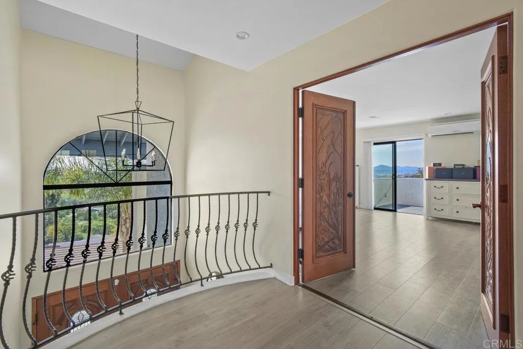 https://cdn.realtyfeed.com/cdn/127/306488375/db910e792315a6db2b8e36539ce5f498.webp