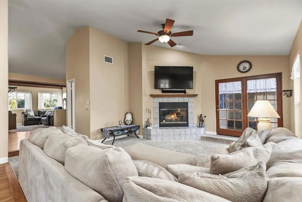 https://cdn.realtyfeed.com/cdn/127/306488393/f4053af89864dba17223ed8d9c330090.webp