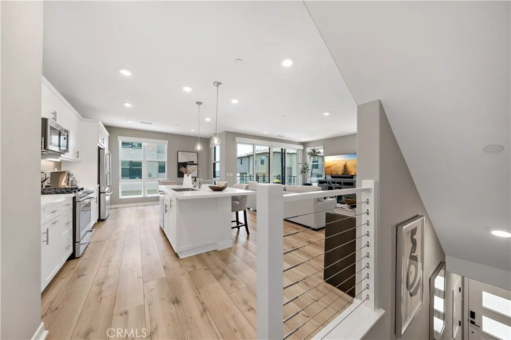 https://cdn.realtyfeed.com/cdn/127/306488455/6d8f43959e8ec5a750f552df427f0c7a.webp
