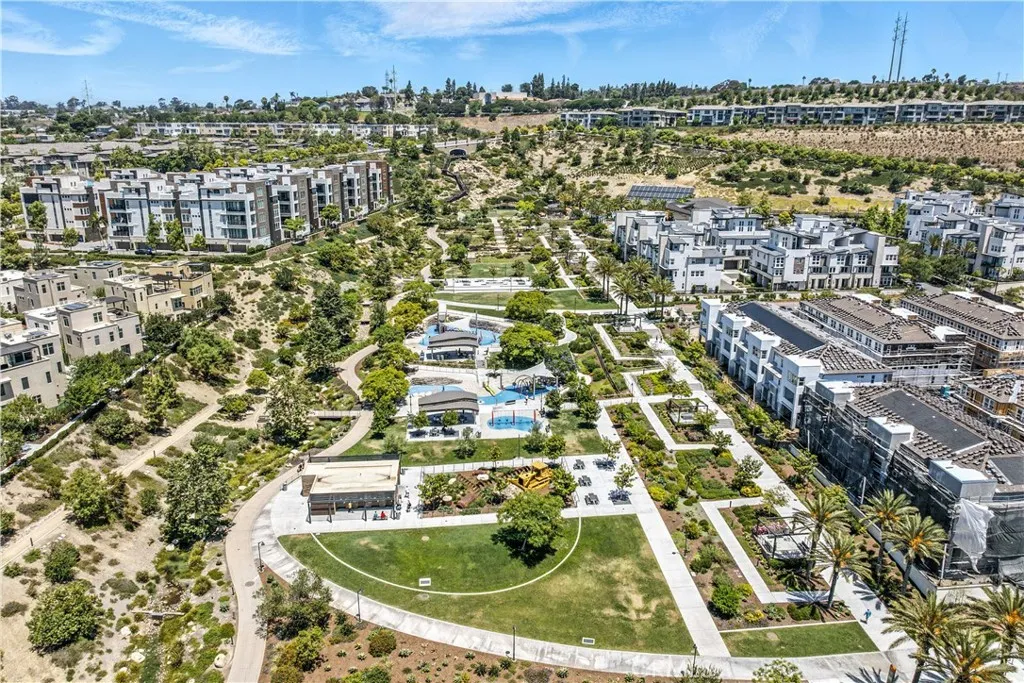 https://cdn.realtyfeed.com/cdn/127/306488455/ecf681f9b2ed49709ef6a865220dd117.webp