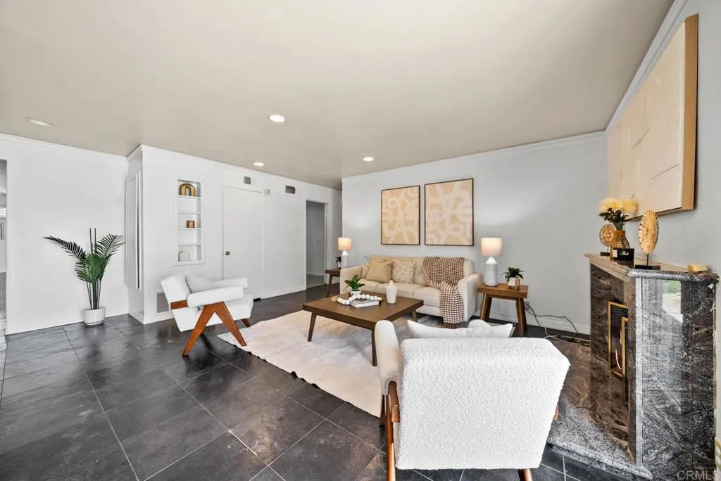 https://cdn.realtyfeed.com/cdn/127/306488484/d480e7f6b1217f312b3bc45ee4e09fbc.webp