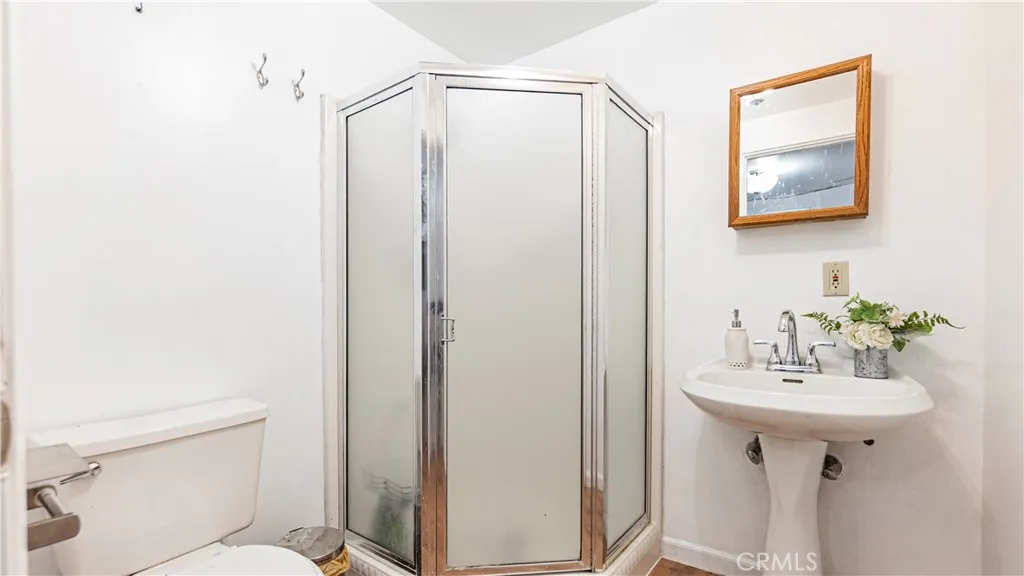 29282 Pine Drive, Cedar Glen, CA 92321 - Photo 5 of 22, Cedar Glen, CA