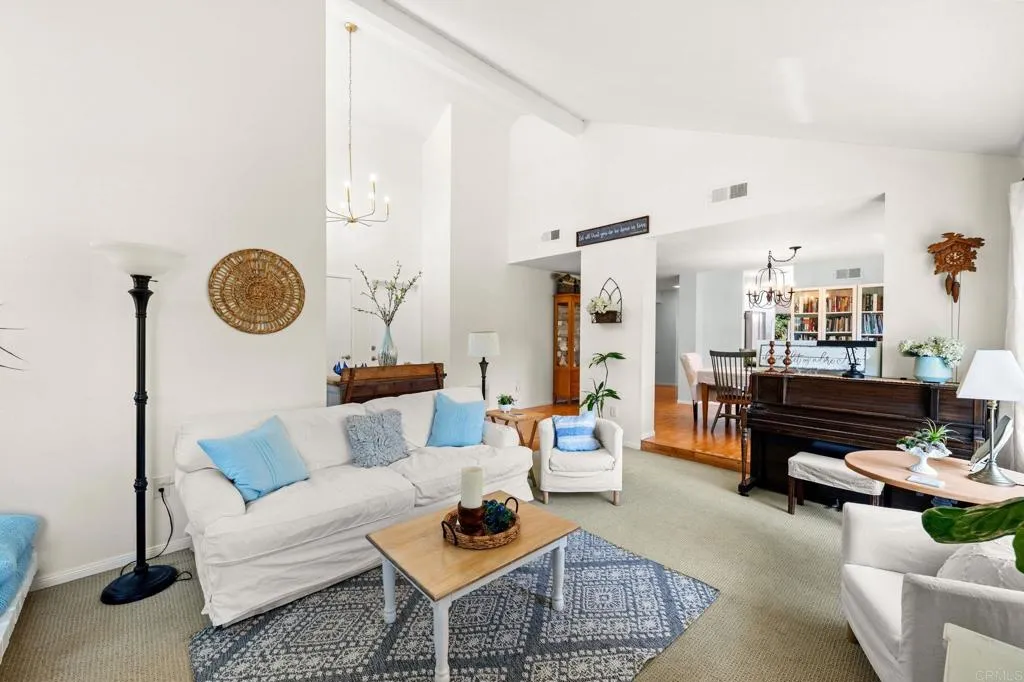 https://cdn.realtyfeed.com/cdn/127/306488582/22035de04fb75c43547605be60246f7b.webp