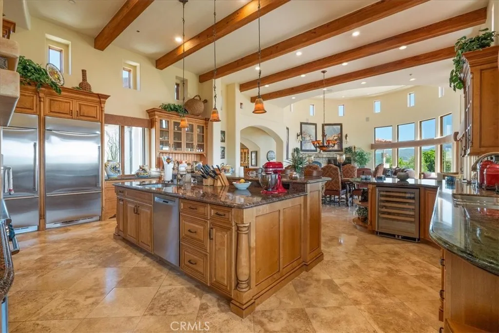 https://cdn.realtyfeed.com/cdn/127/306488665/61eb696a8ebef0beb4052203b2a938a7.webp
