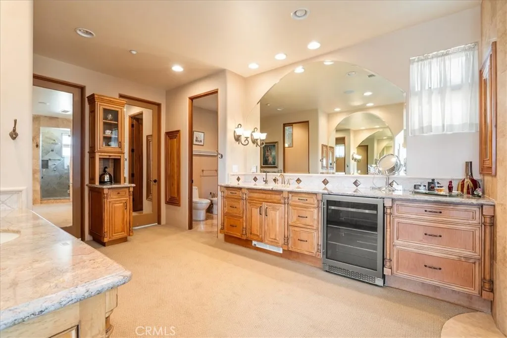 https://cdn.realtyfeed.com/cdn/127/306488665/7a21d91455548ceb1db8b91ed9c57315.webp