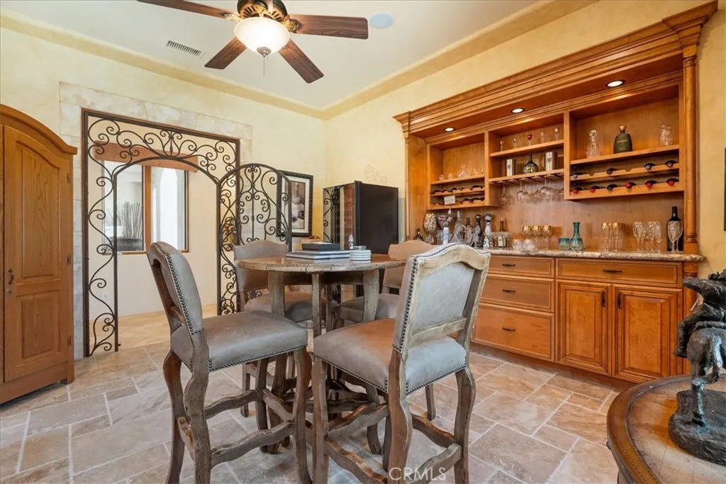 https://cdn.realtyfeed.com/cdn/127/306488665/7be586d65fb610da78eb77b51e83e23c.webp