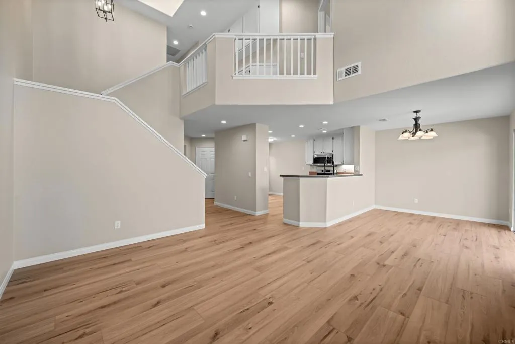 https://cdn.realtyfeed.com/cdn/127/306488943/02acbfde15e92d86c753b333ceed738e.webp