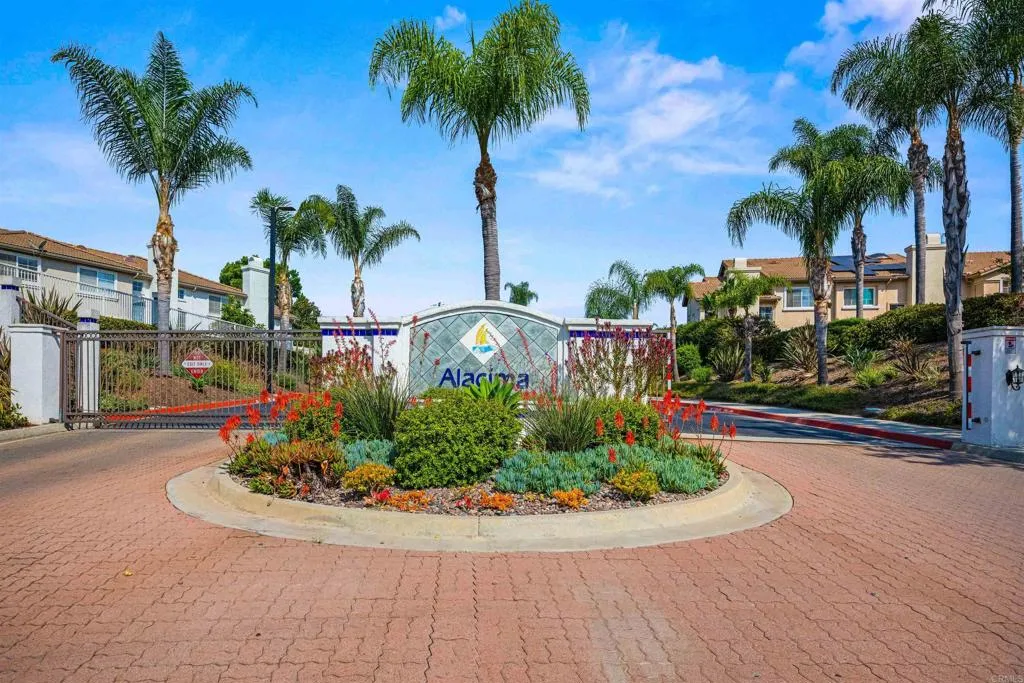 https://cdn.realtyfeed.com/cdn/127/306488943/136506c679c535f1fa5feda6ac2fb92f.webp