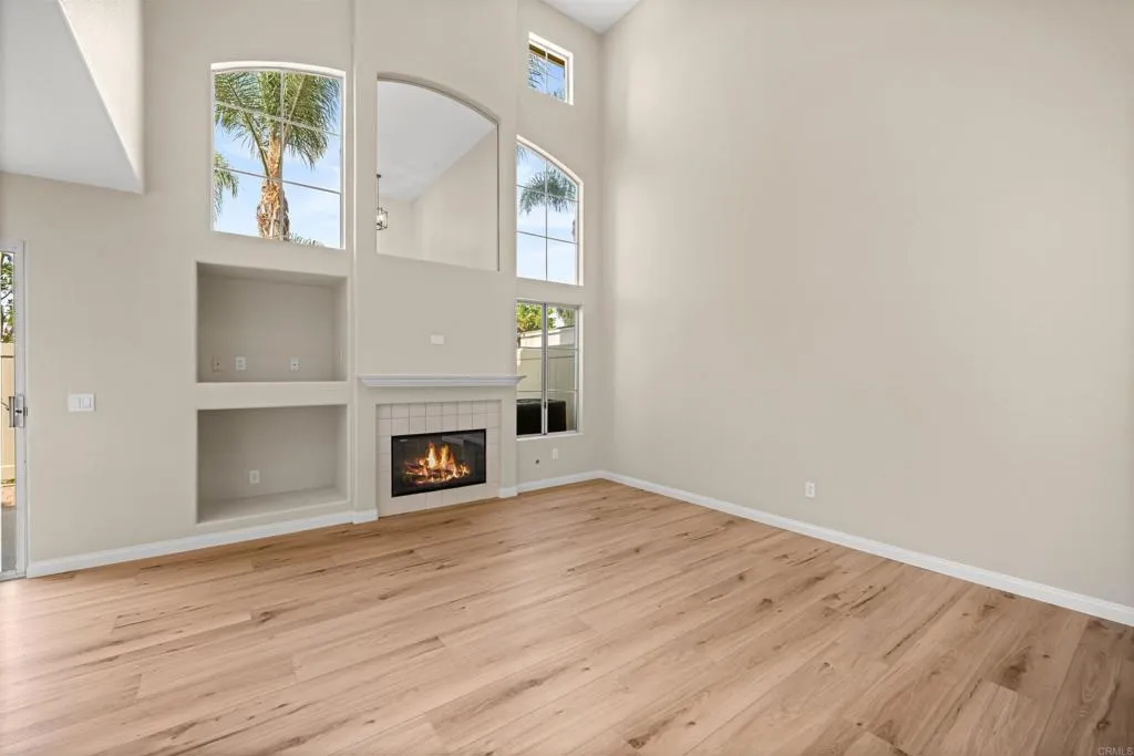 https://cdn.realtyfeed.com/cdn/127/306488943/924f1b0137c64b746f6ca6b304a1eb92.webp