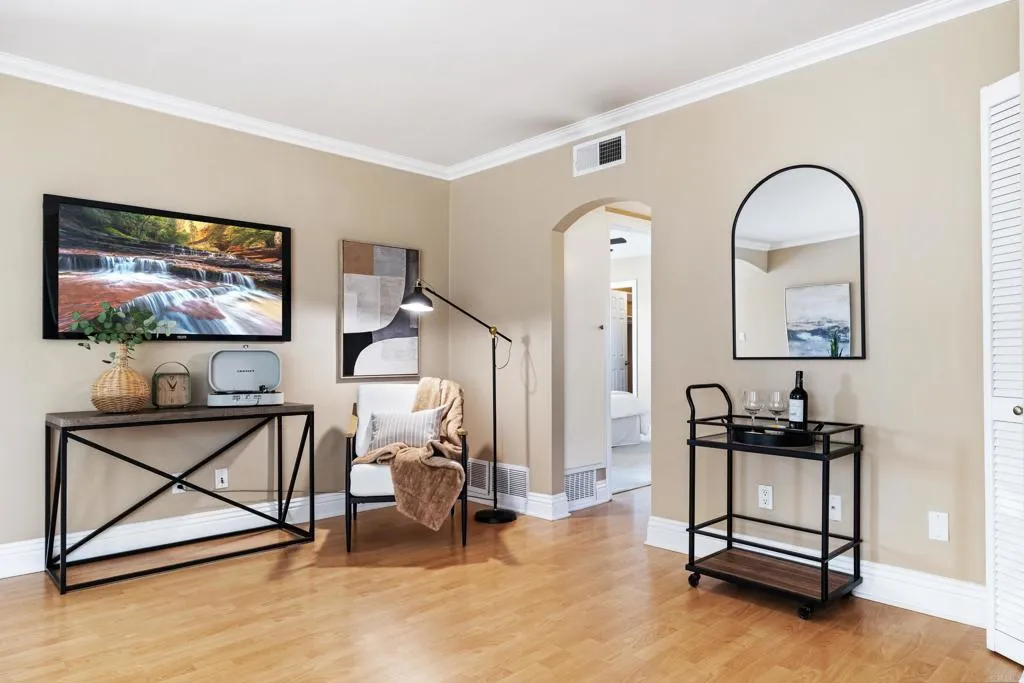 https://cdn.realtyfeed.com/cdn/127/306489029/4206e19f33f96a19f8aa15cccde9da29.webp
